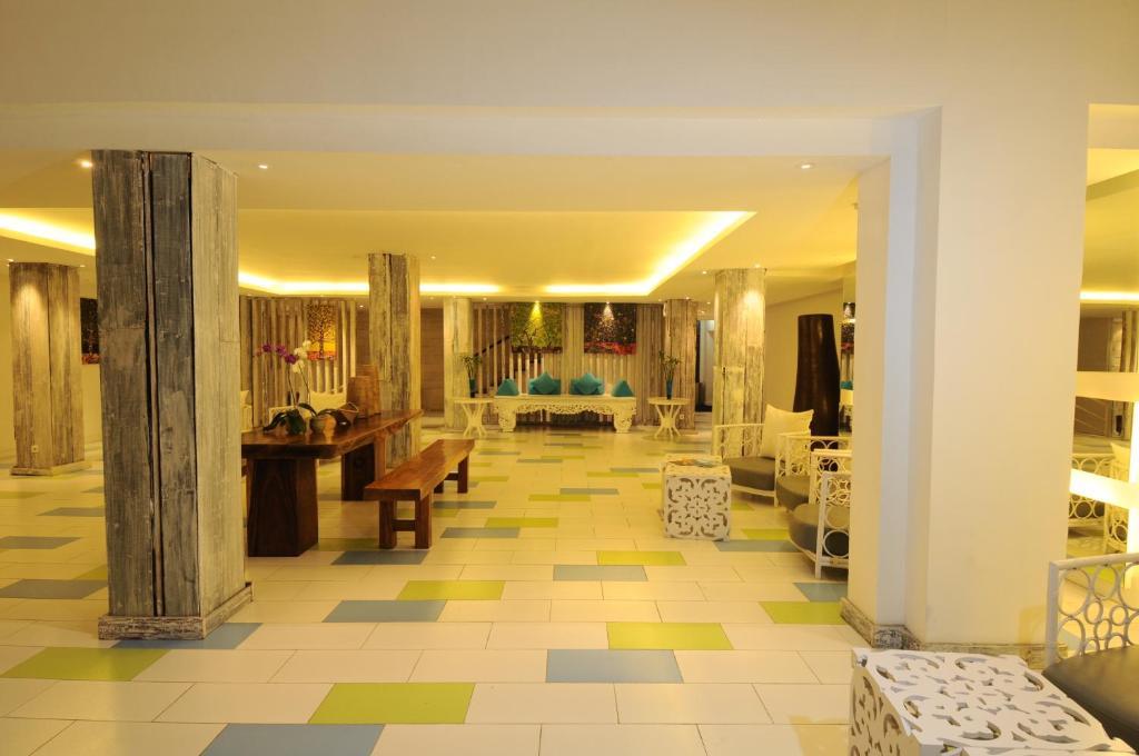 Home@36 Condotel Kuta  Exterior photo