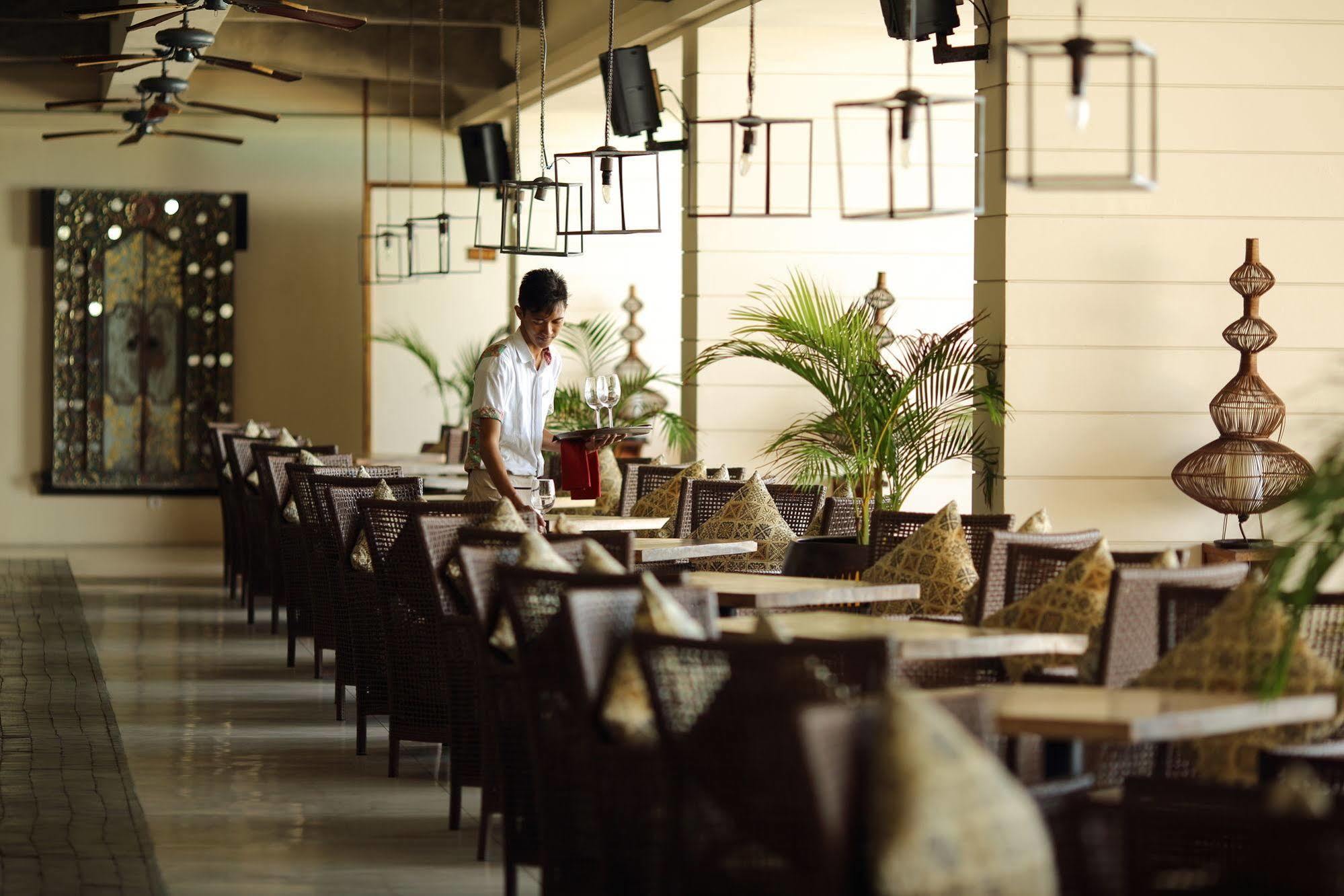 Home@36 Condotel Kuta  Exterior photo
