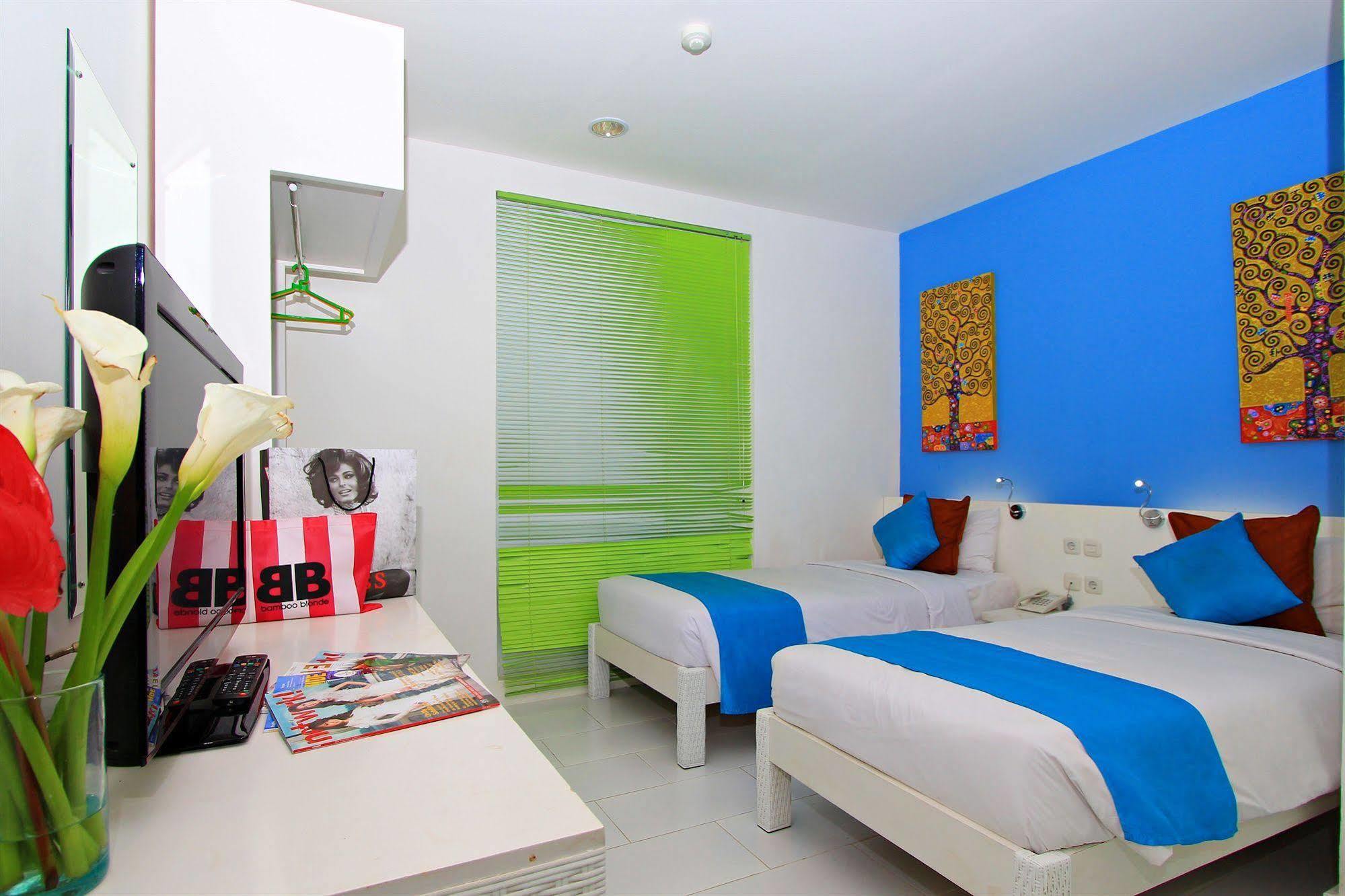 Home@36 Condotel Kuta  Exterior photo