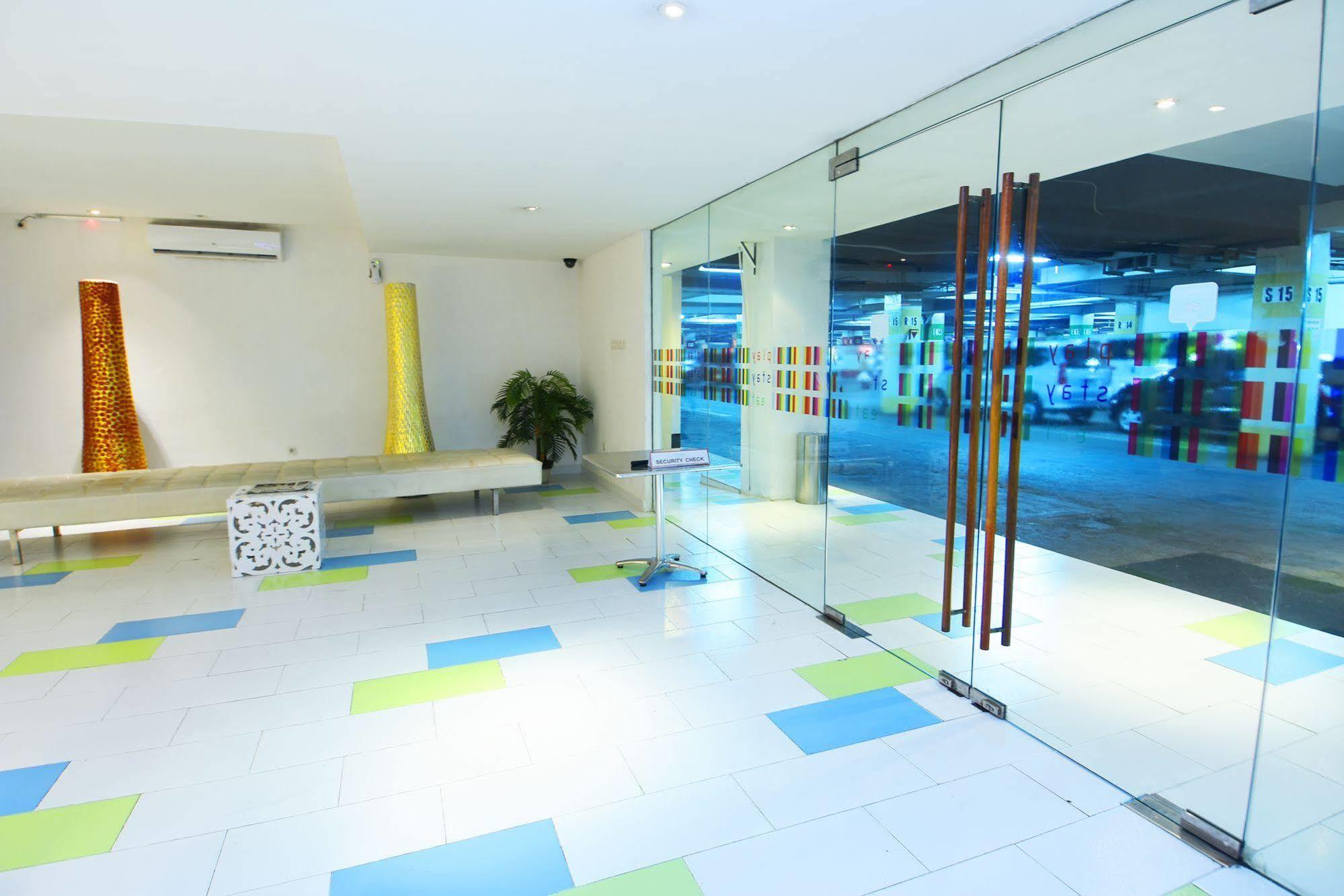 Home@36 Condotel Kuta  Exterior photo